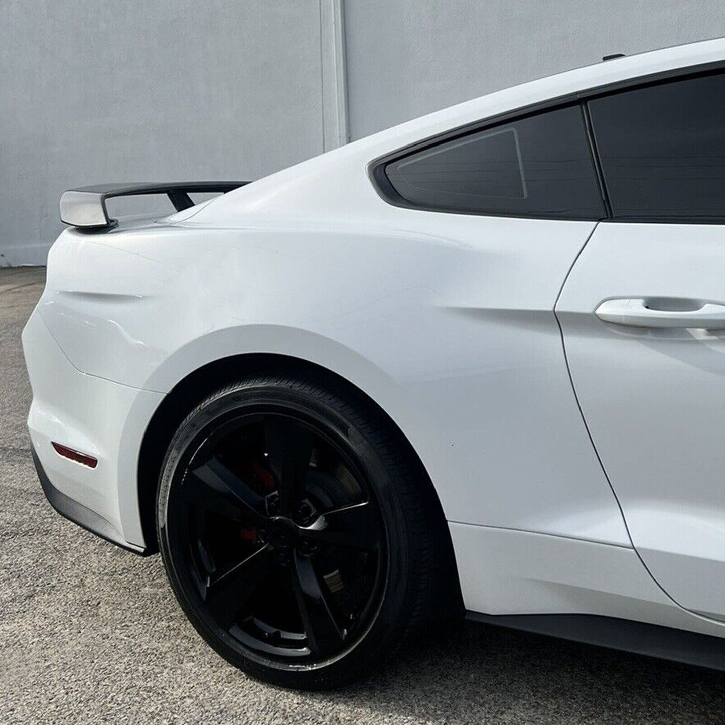 Spoiler Trasero Ford Mustang Estilo GT